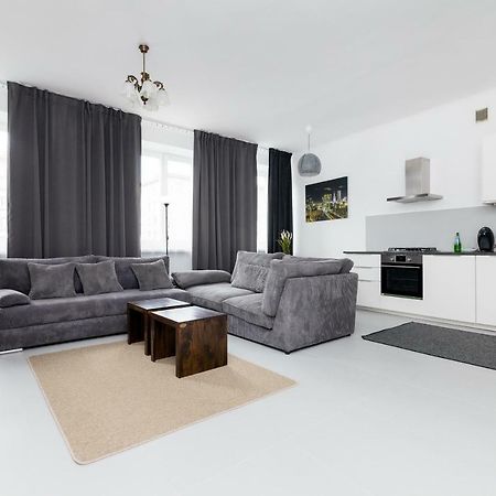 City Centre Apartment วอร์ซอ ภายนอก รูปภาพ