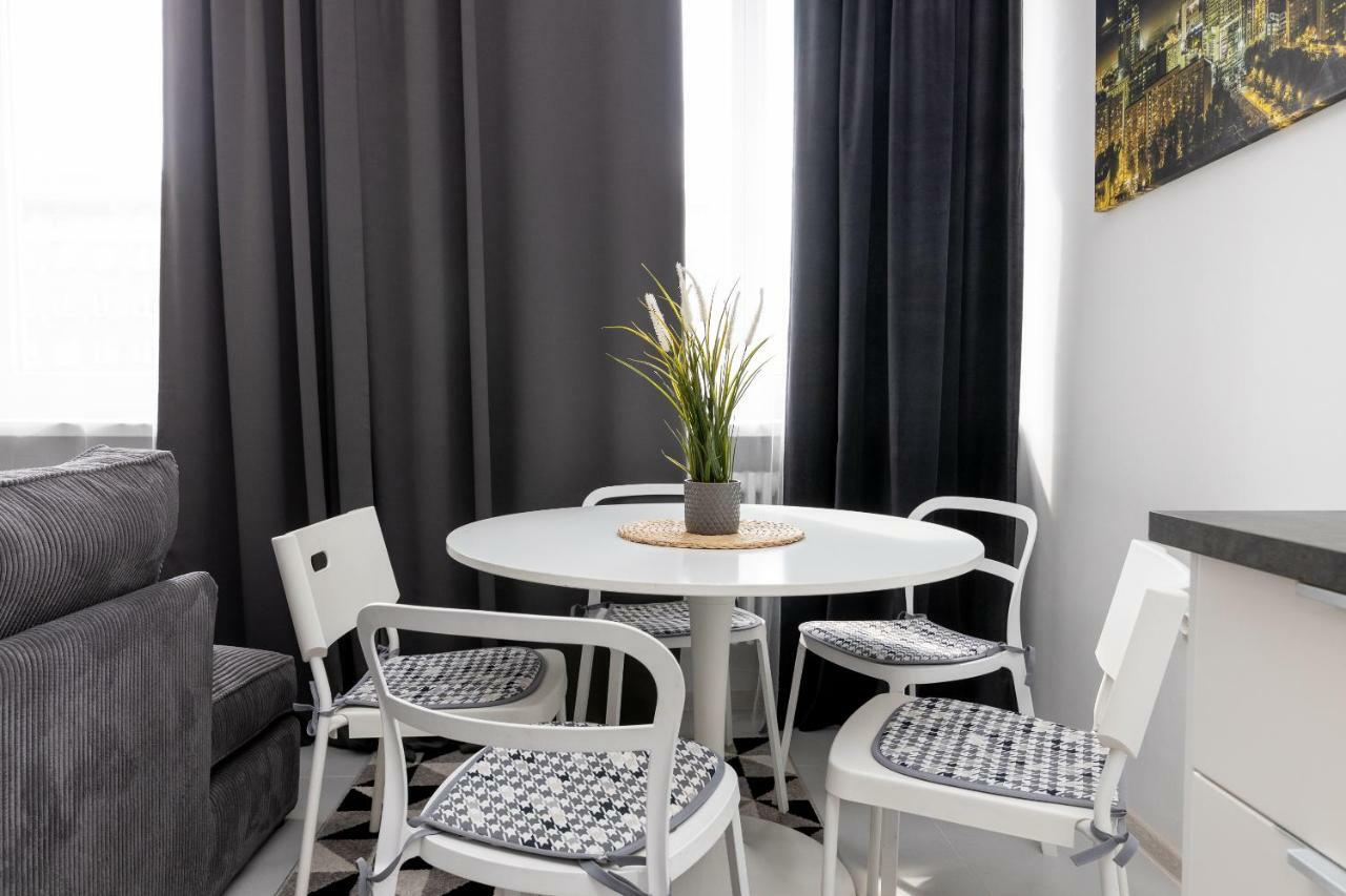City Centre Apartment วอร์ซอ ภายนอก รูปภาพ